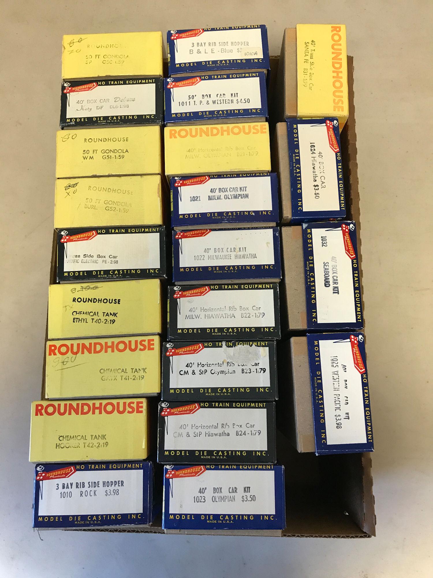 LOT 22 ROUNDHOUSE HO GAUGE ROLLING STOCK KITS. NIB (1 of 1)