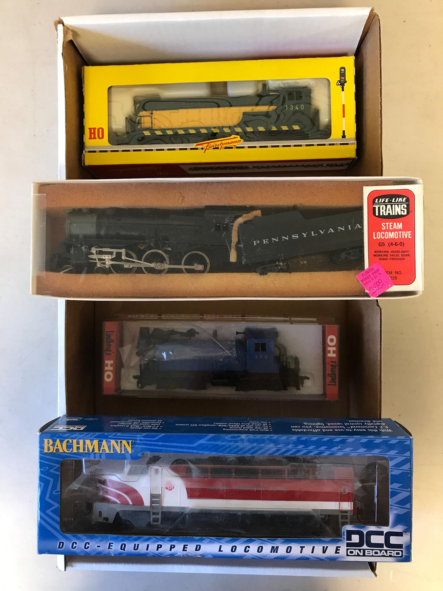 LOT 4 HO GAUGE LOCOMOTIVES - BACHMANN 61805, LINDBERG'S: LOT 4 HO GAUGE LOCOMOTIVES - BACHMANN 61805, LINDBERG'S B&O 600 SWITCHER, LIFE-LIKE TRAINS T235, FLEISCHMANN 1340. NIB