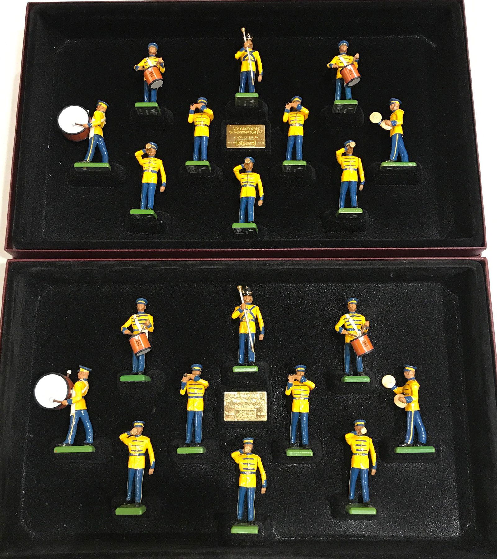 LOT 2 SETS BRITAINS SOLDIERS - 10 U.S. ARMY BAND OF (1 of 1)