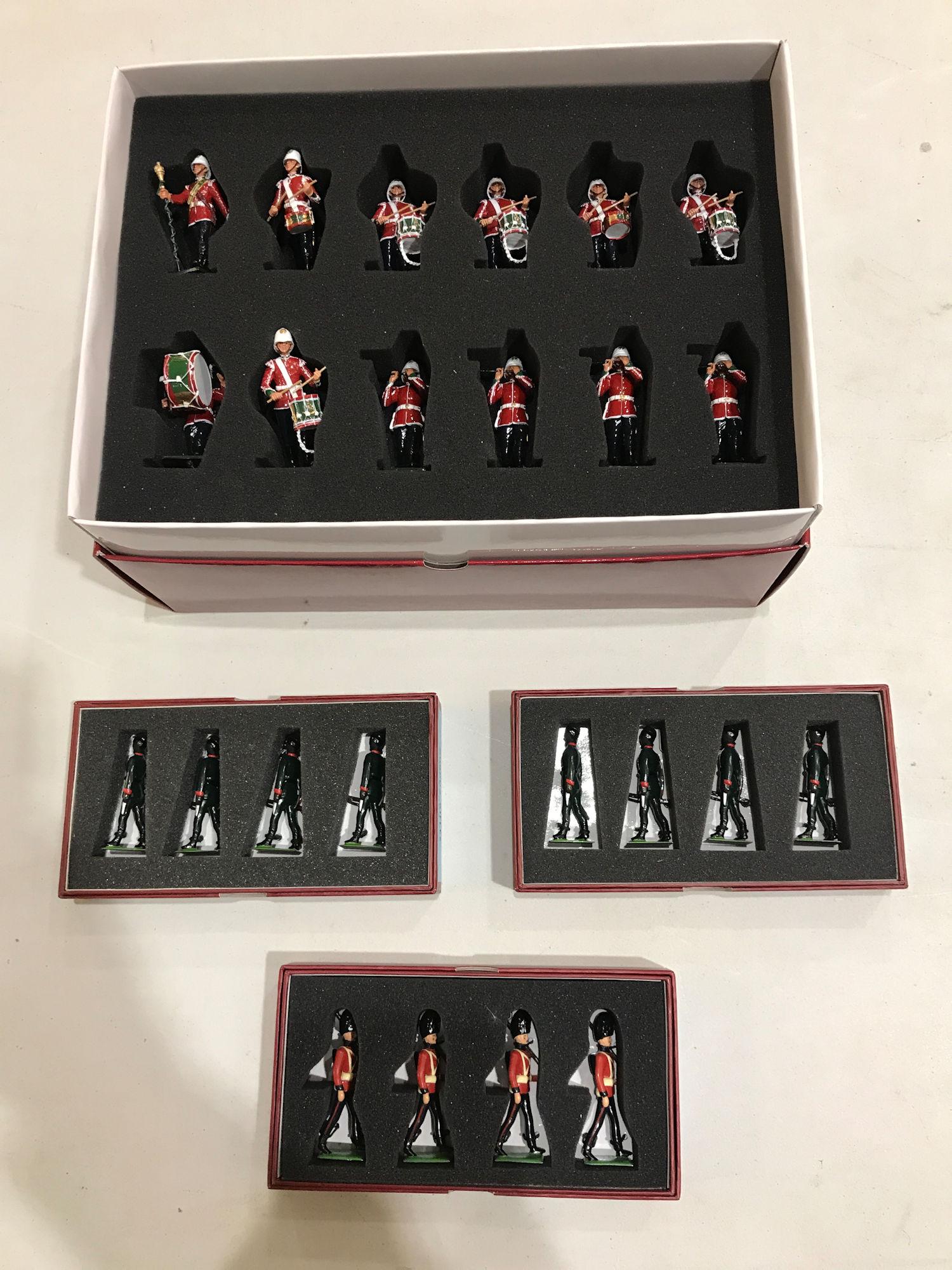 LOT 4 SETS BRITAINS SOLDIERS - 12 CORPS OF DRUMS 2ND (1 of 1)