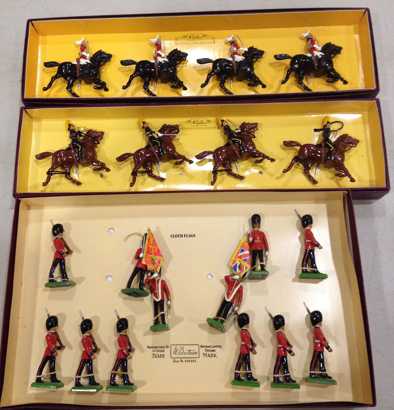 LOT 3 SETS BRITAINS SOLDIERS - 12 WELSH GUARDS #5186, 4 (1 of 1)