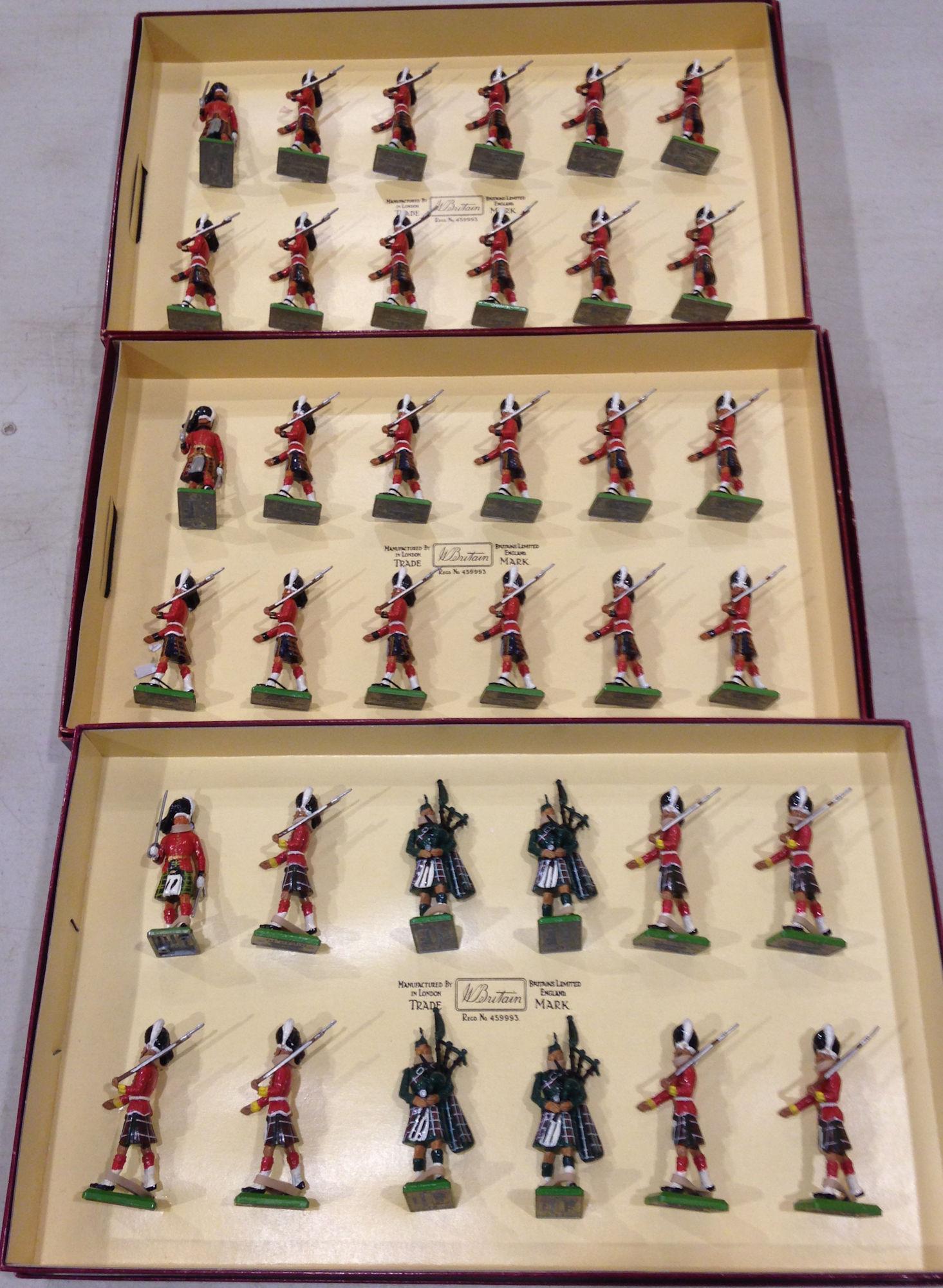 LOT 3 SETS BRITAINS SOLDIERS - 2 SETS OF 12 CAMERON (1 of 1)