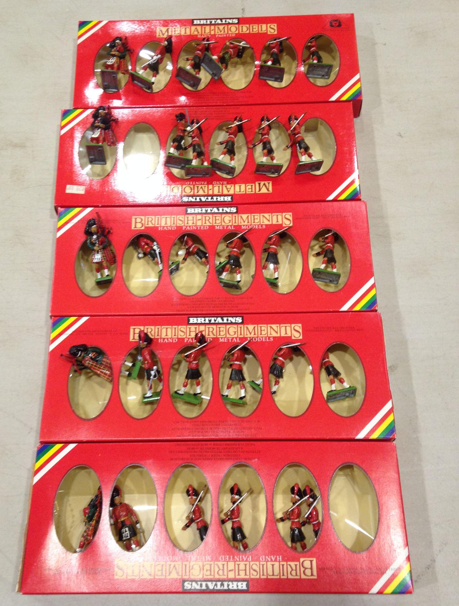 LOT 5 SETS BRITAINS SOLDIERS- BLACKWATCH OFFICER PIPER (1 of 1)
