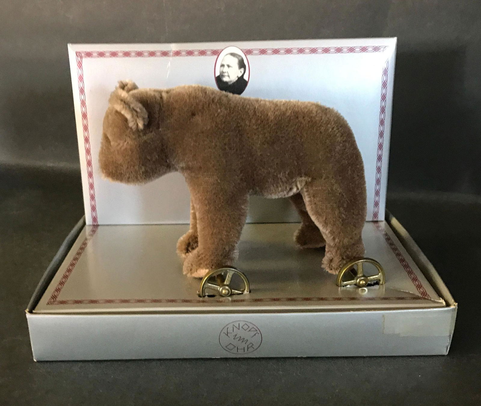 4 ½" STEIFF MOHAIR 1905 REPLICA BEAR ON WHEELS (1 of 3)