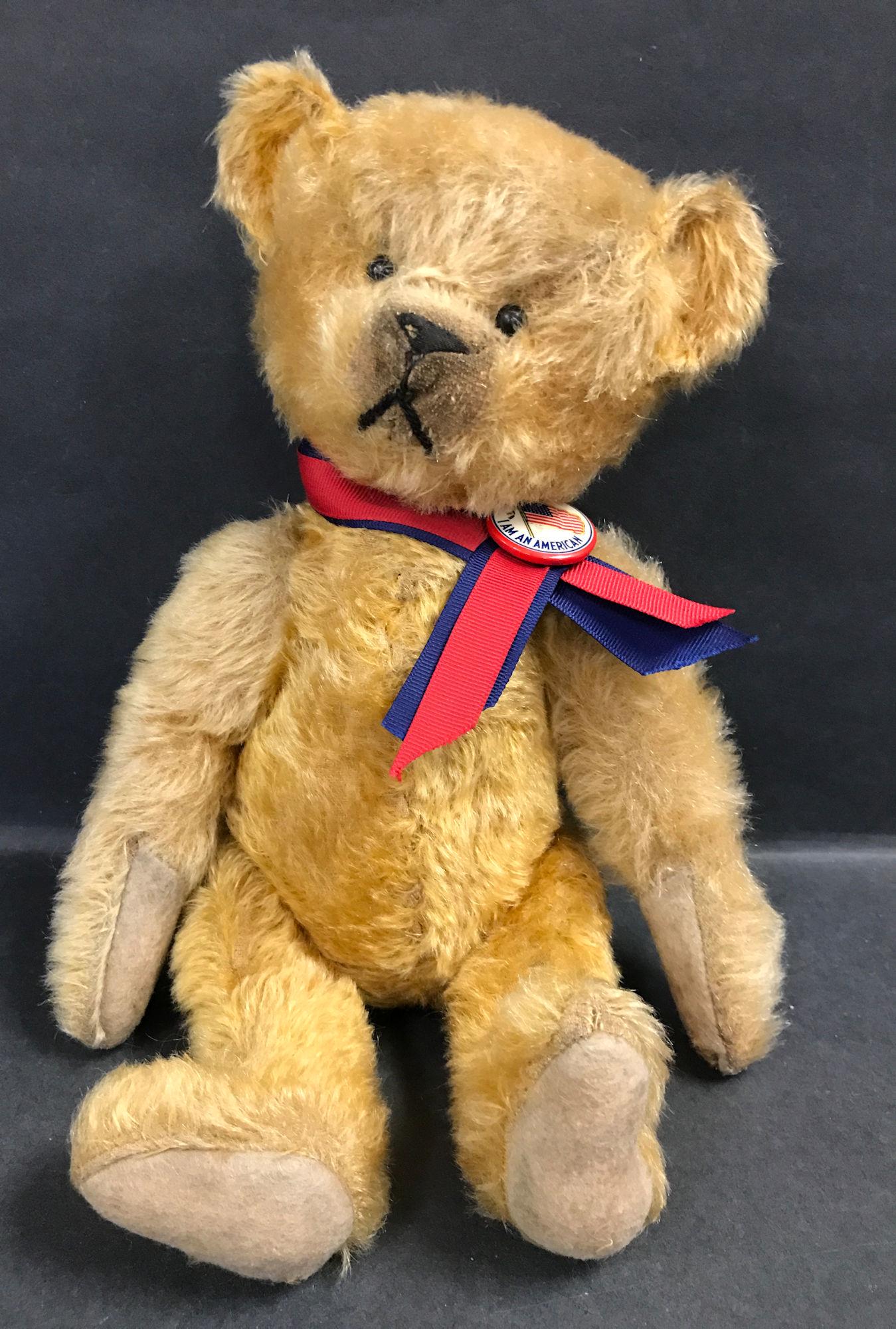 VINTAGE GOLD MOHAIR TEDDY BEAR. DISK JOINTED AT NECK, (1 of 4)