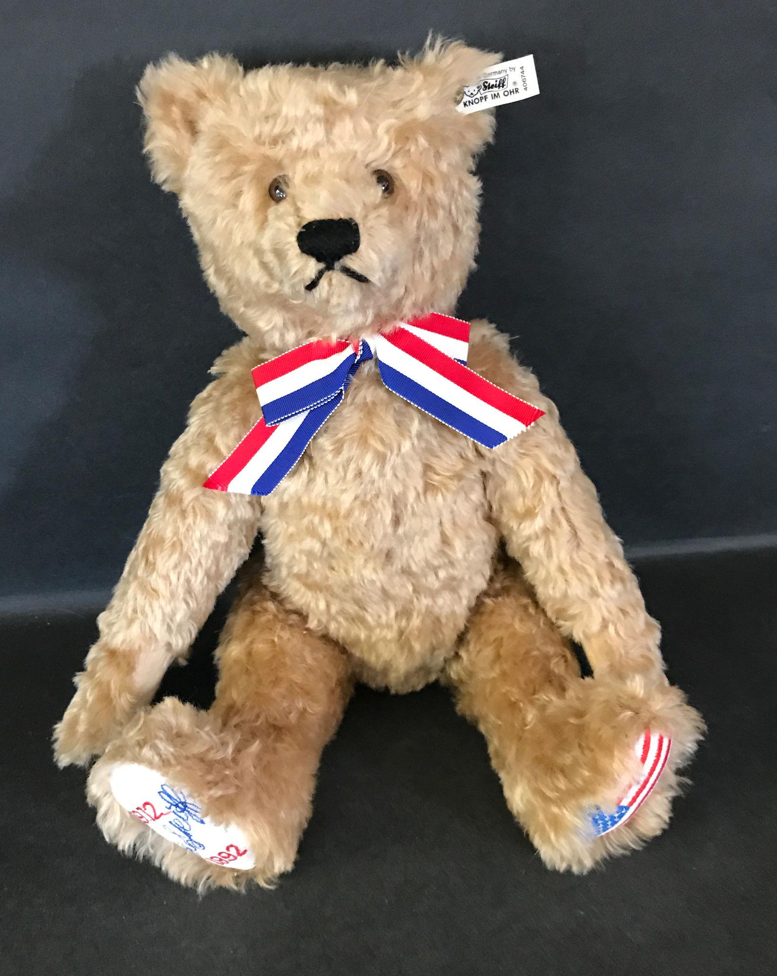 16 ½" STEIFF LIMITED EDITION DARK BLOND MOHAIR (1 of 1)