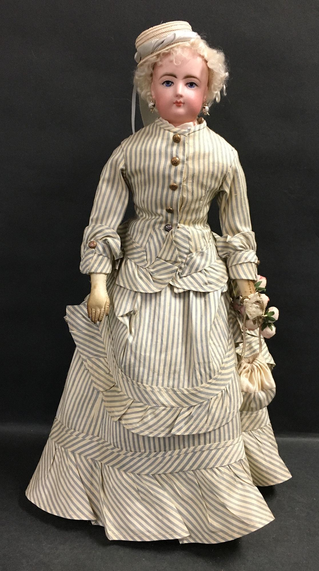 17" FRENCH FASHION TYPE LADY BY FRANCOISE GAULTIER. (1 of 3)