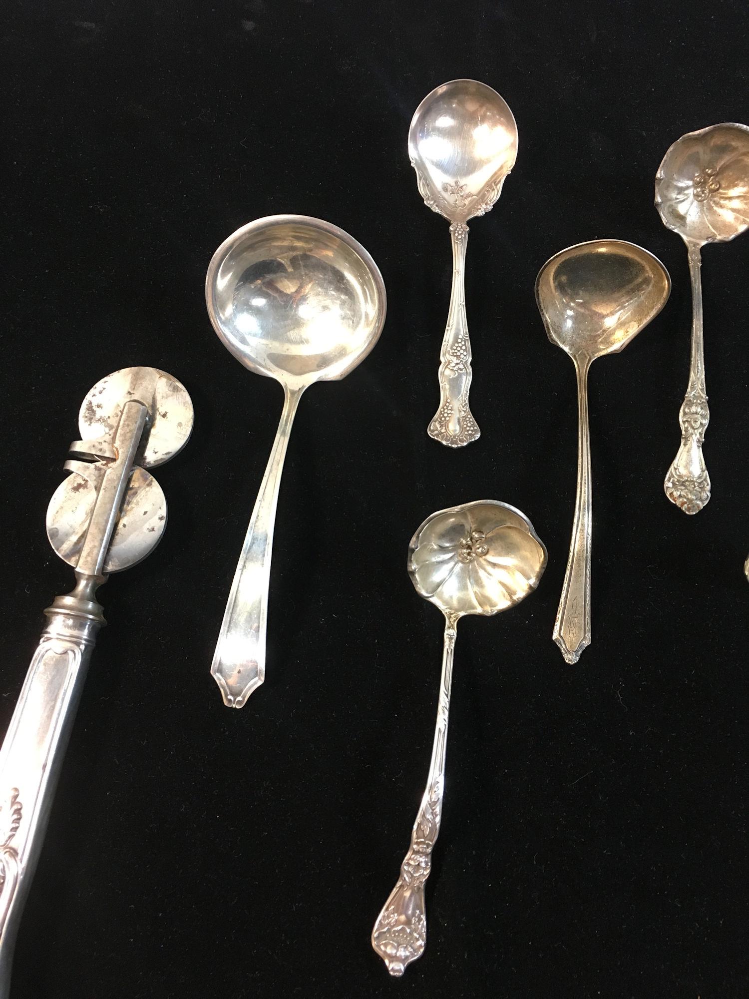 LOT OF 7 STERLING LADLES AND STERLING HANDLED KNIFE (1 of 4)