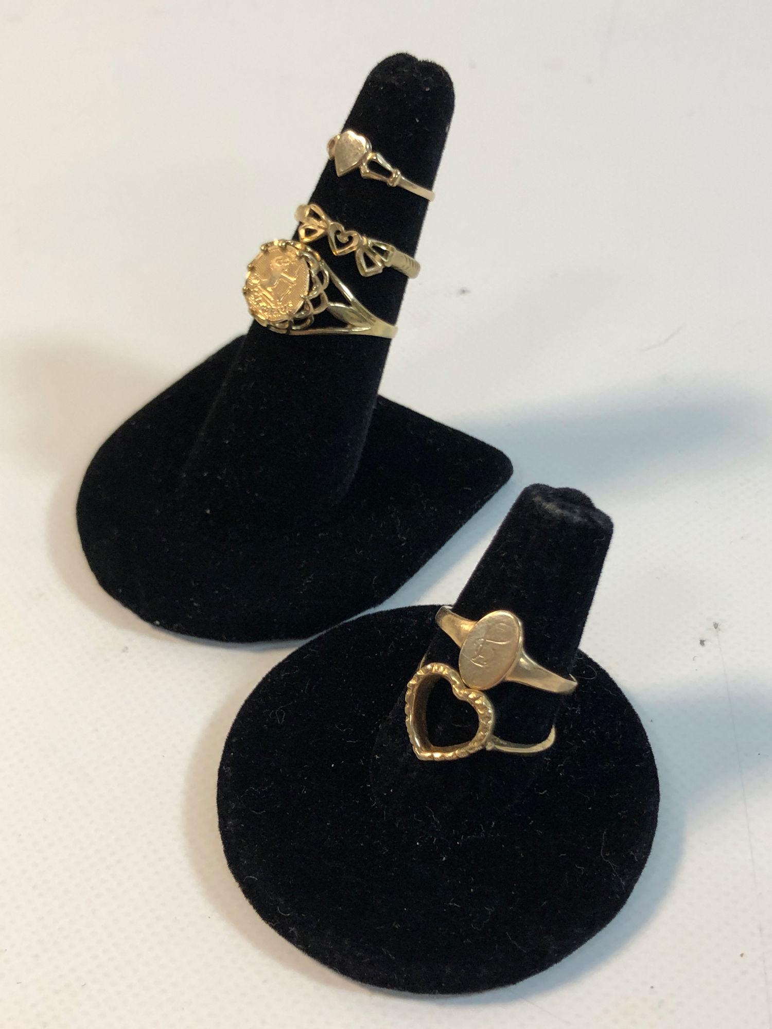 FIVE 10KT YELLOW GOLD RINGS (1 of 3)