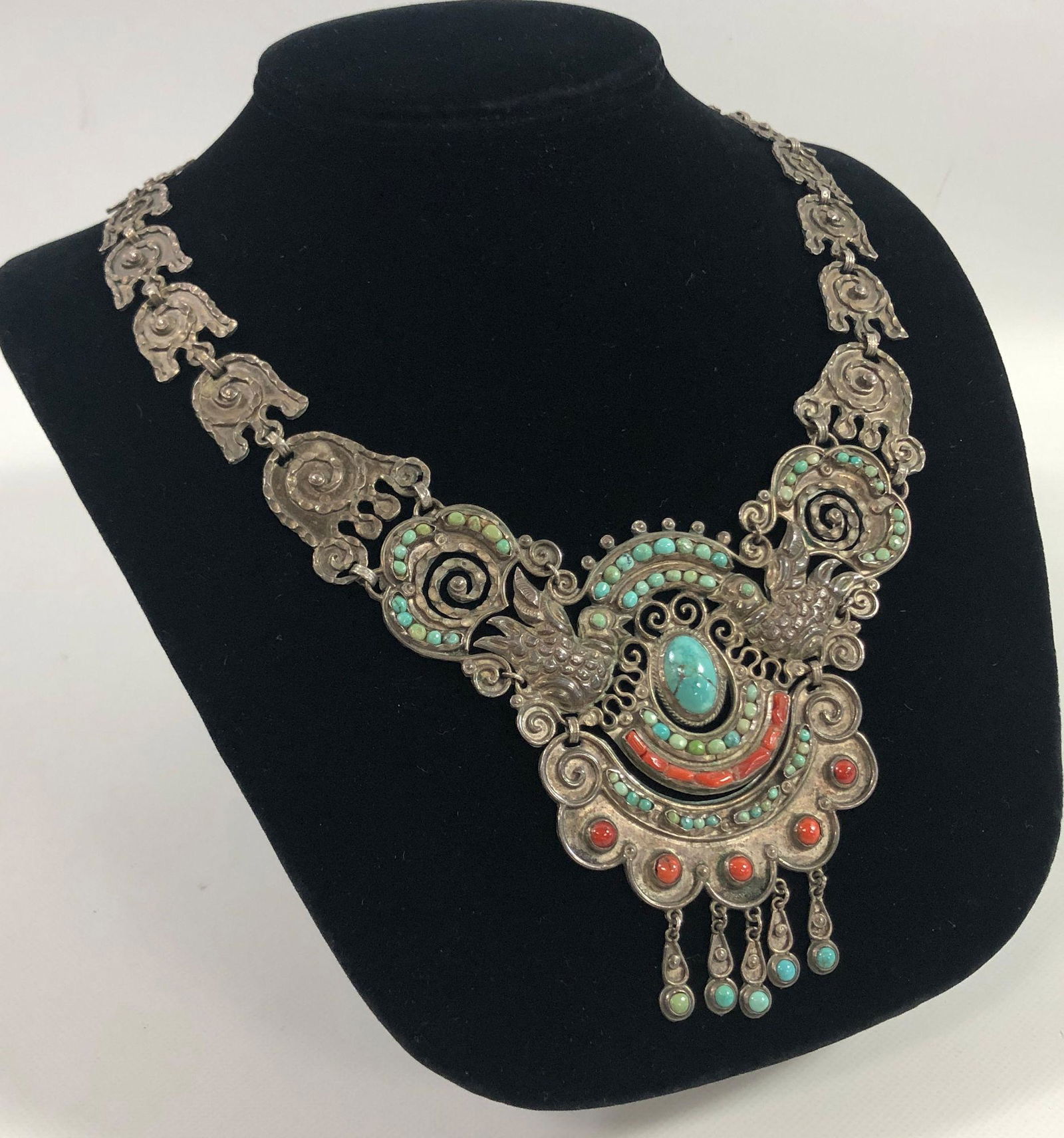 SOUTHWESTERN STYLE STERLING SILVER STATEMENT NECKLACE (1 of 9)