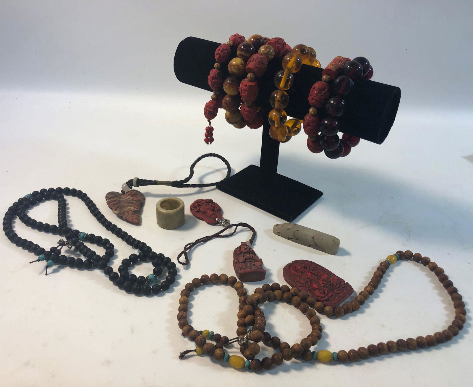 BOX LOT ASSORTED ASIAN JEWELRY AND ACCESSORIES (1 of 9)