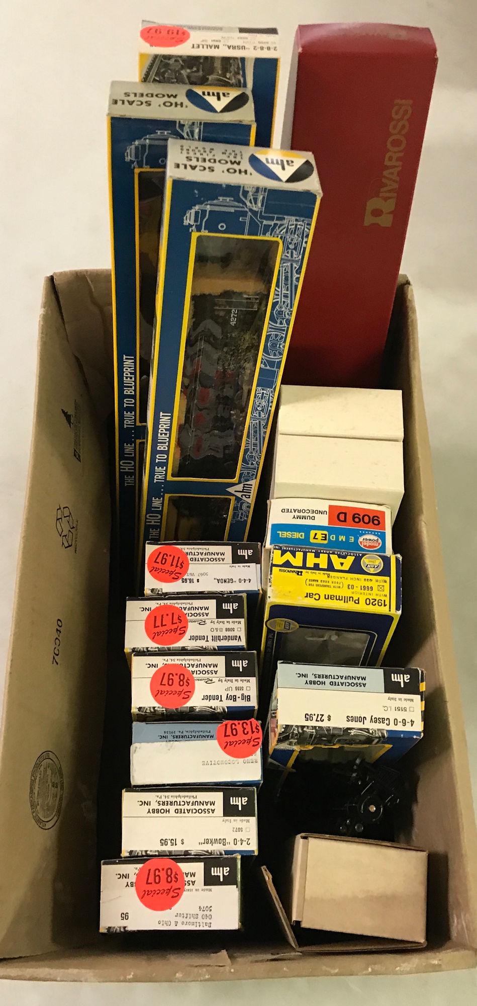 LOT ASSORTED LOCOMOTIVES, ROLLING STOCK, KITS. SOME (1 of 1)