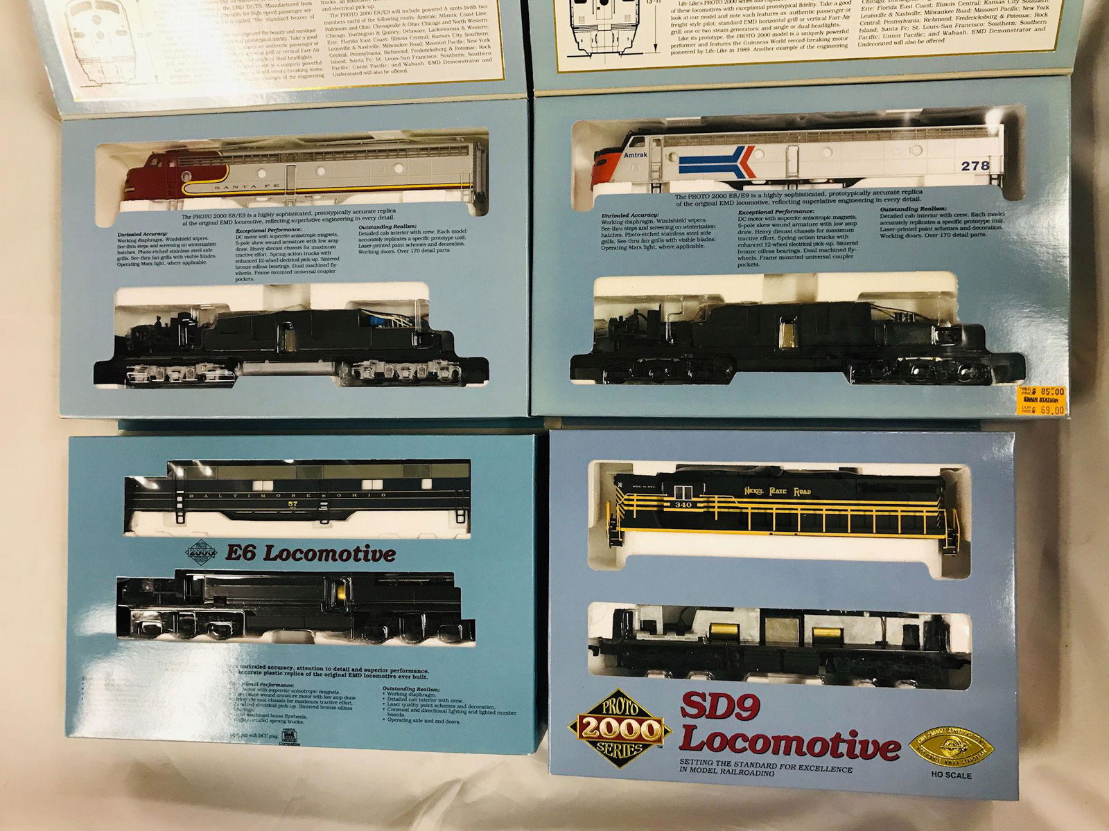 LOT 4 PROTO SERIES 2000 HO GAUGE LOCOMOTIVES - 2 E8/9 (1 of 1)