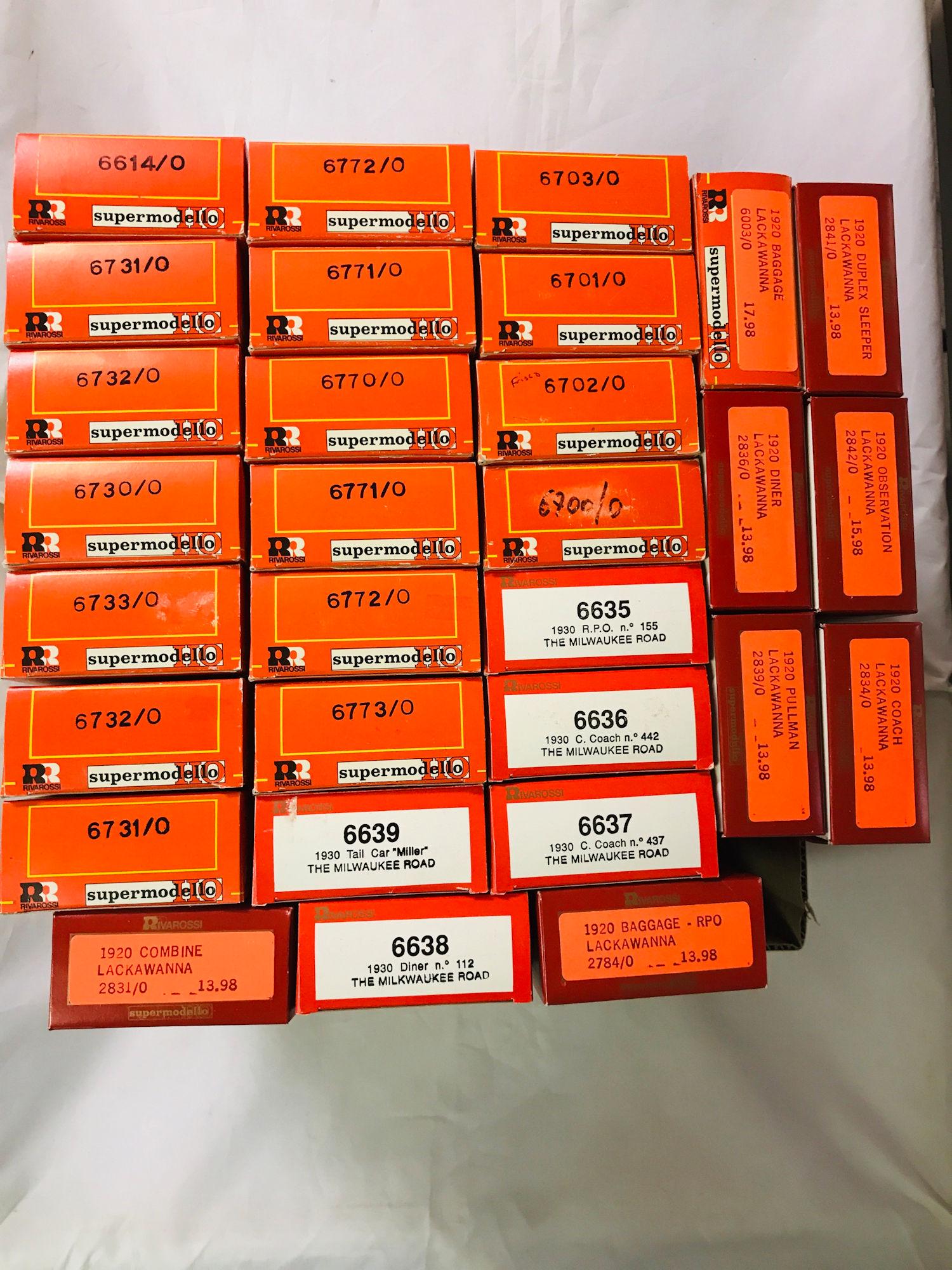 LOT 30 RIVAROSSI HO GAUGE READY TO RUN ROLLING STOCK, (1 of 1)