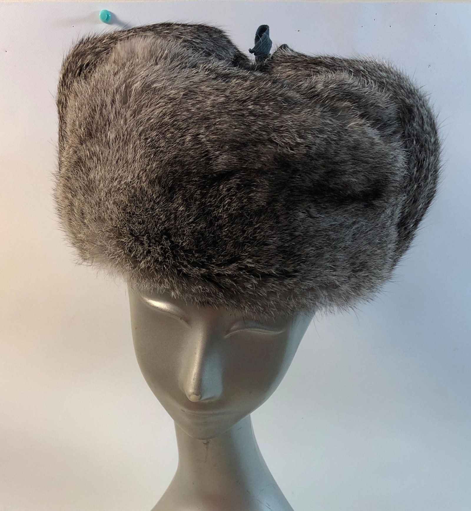 VINTAGE RUSSIAN FUR TROOPER HAT: VINTAGE RUSSIAN FUR TROOPER HAT ~ CHINCHILLA AND RABBIT BLEND, WITH ORIGINAL TAG, RUSSIAN MADE, SIZE 8, VERY GENTLY USED, TOP TIE AND INTERIOR TAG SLIGHTLY FRAYED, MAKERS MARK FEATURES A SQUIRREL, BLU