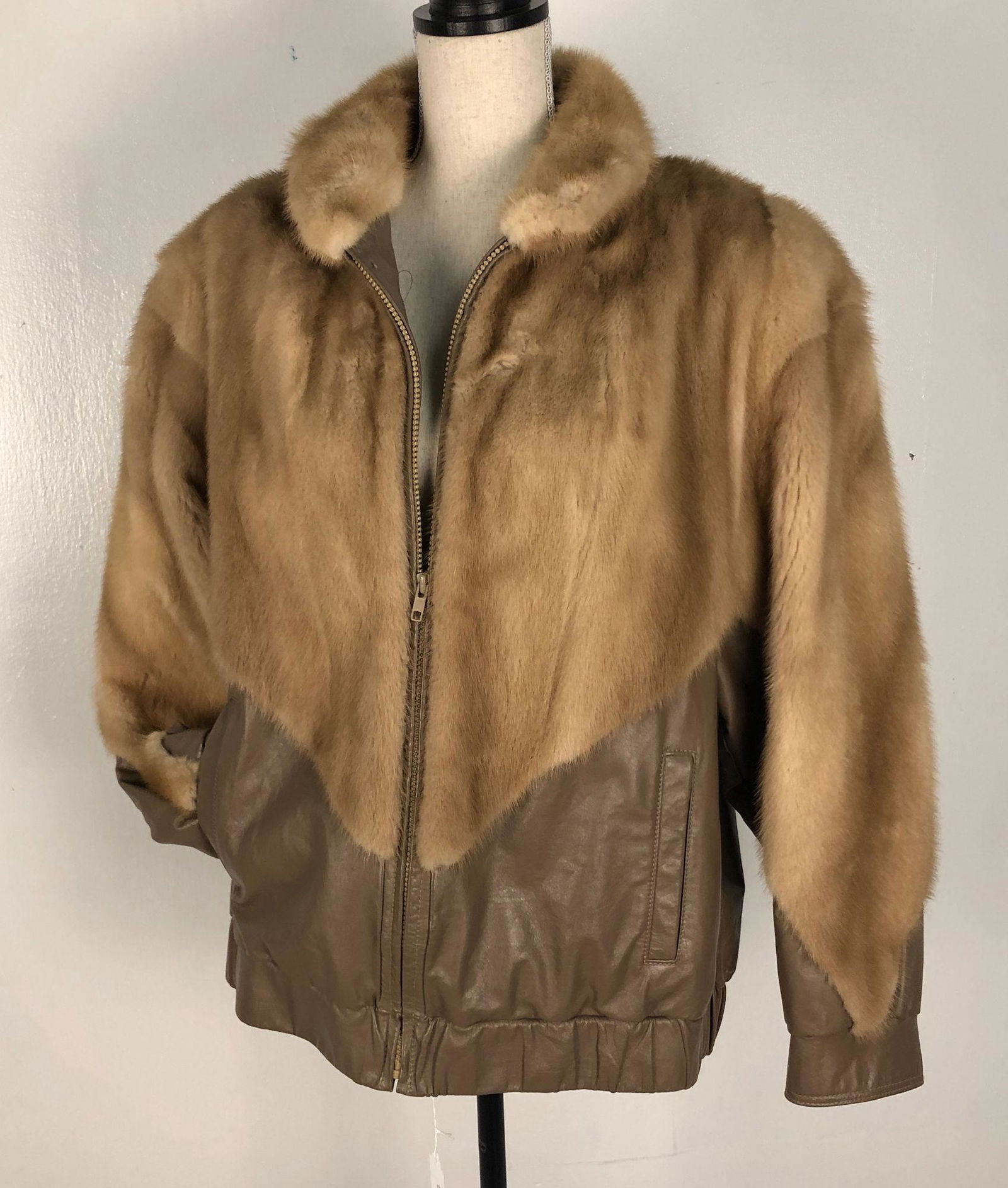 MINK AND LEATHER JACKET: MINK AND LEATHER JACKET