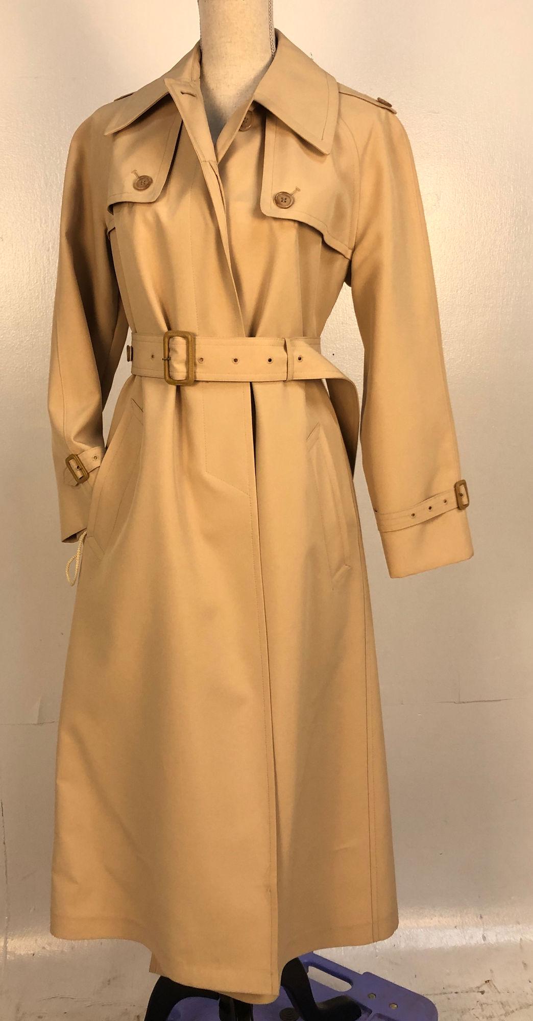VINTAGE MISTY HARBOR FULL LENGTH TRENCH COAT: VINTAGE MISTY HARBOR FULL LENGTH TRENCH COAT ~ LIKE NEW CONDITION, SIZE 12 REGULAR, BELT INCLUDED, BELT DETAILING ON SLEEVES