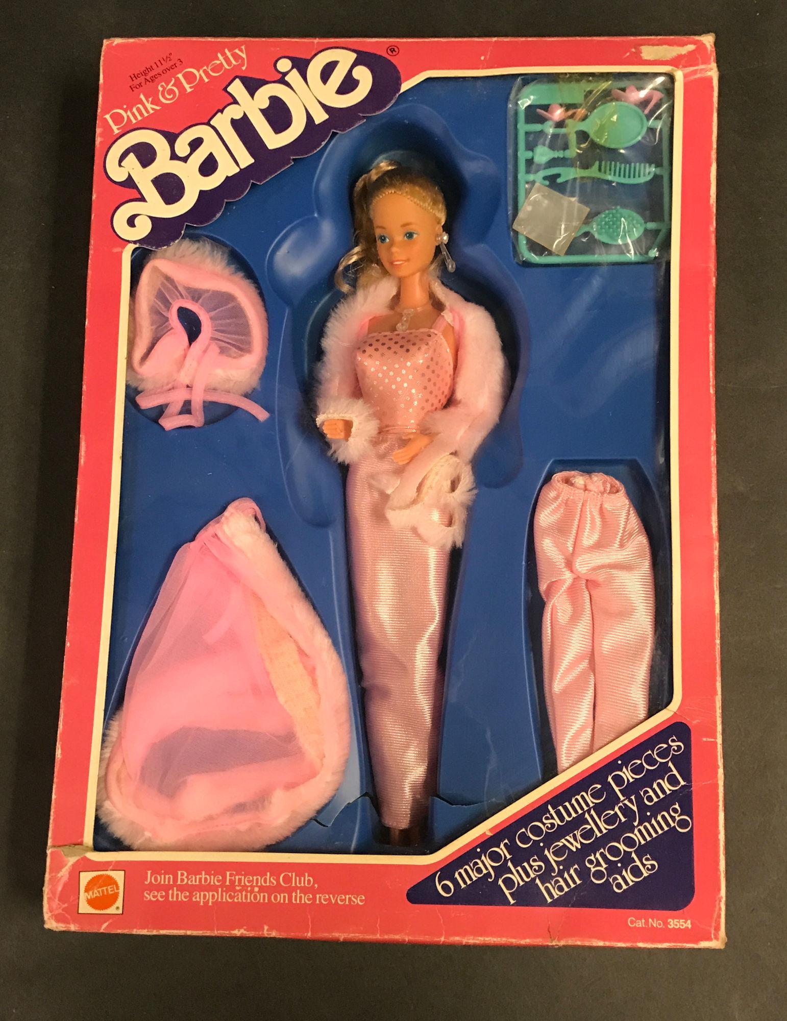 VINTAGE NRFB 1981 "PINK & PRETTY" BARBIE GIFTSET #3554: VINTAGE NRFB 1981 "PINK & PRETTY" BARBIE GIFTSET #3554 UK/FOREIGN VERSION.