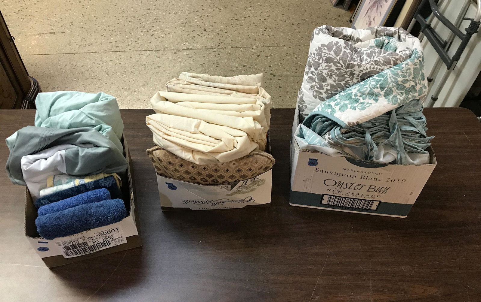 (3) BOX LOTS OF LINENS: (3) BOX LOTS OF LINENS