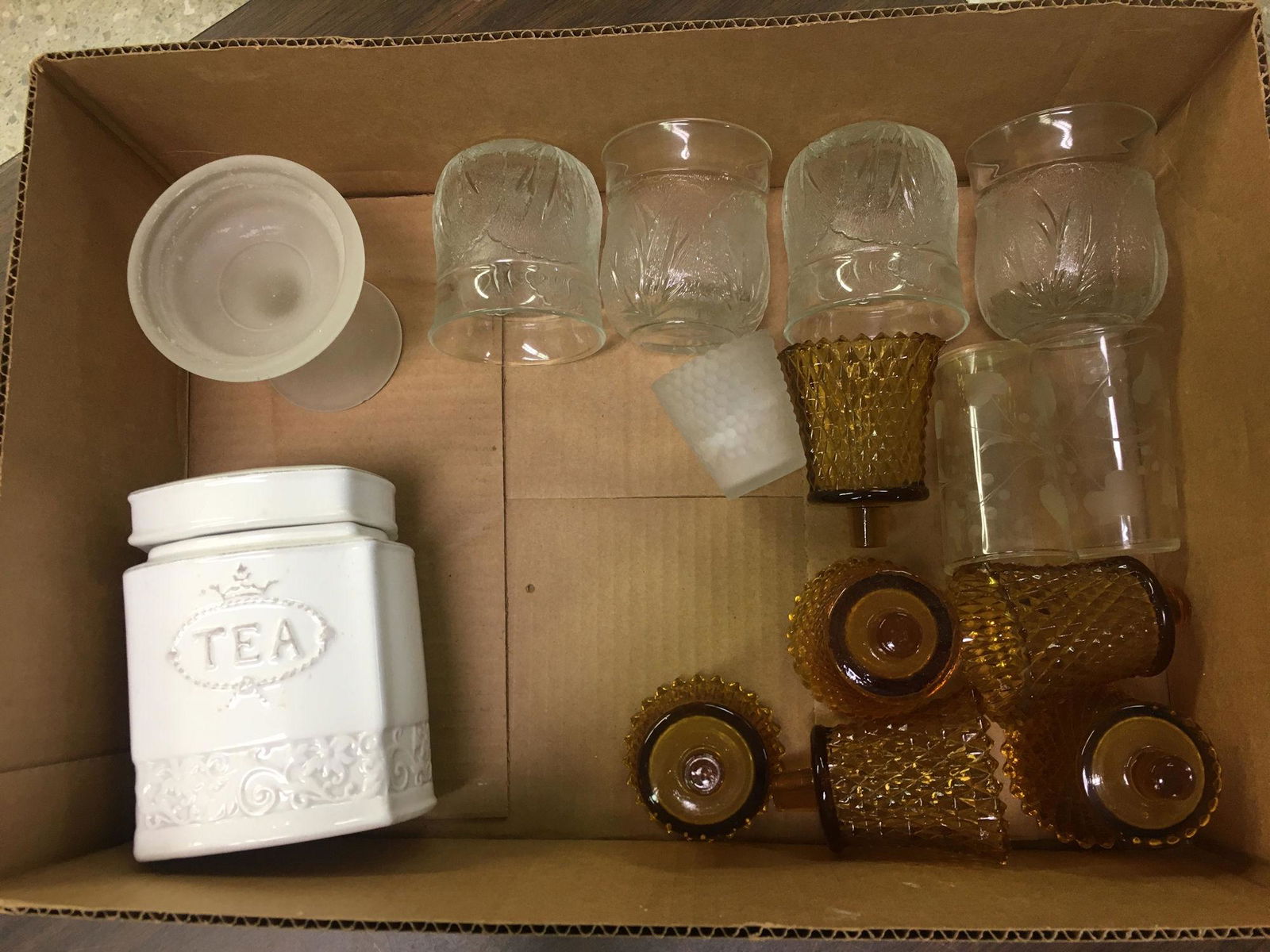 (2) BOX LOTS INCLUDING STONEWARE STYLE CUPS, GLASSES, & (1 of 4)