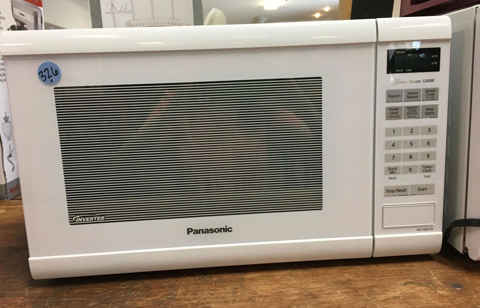 PANASONIC MICROWAVE (1 of 2)