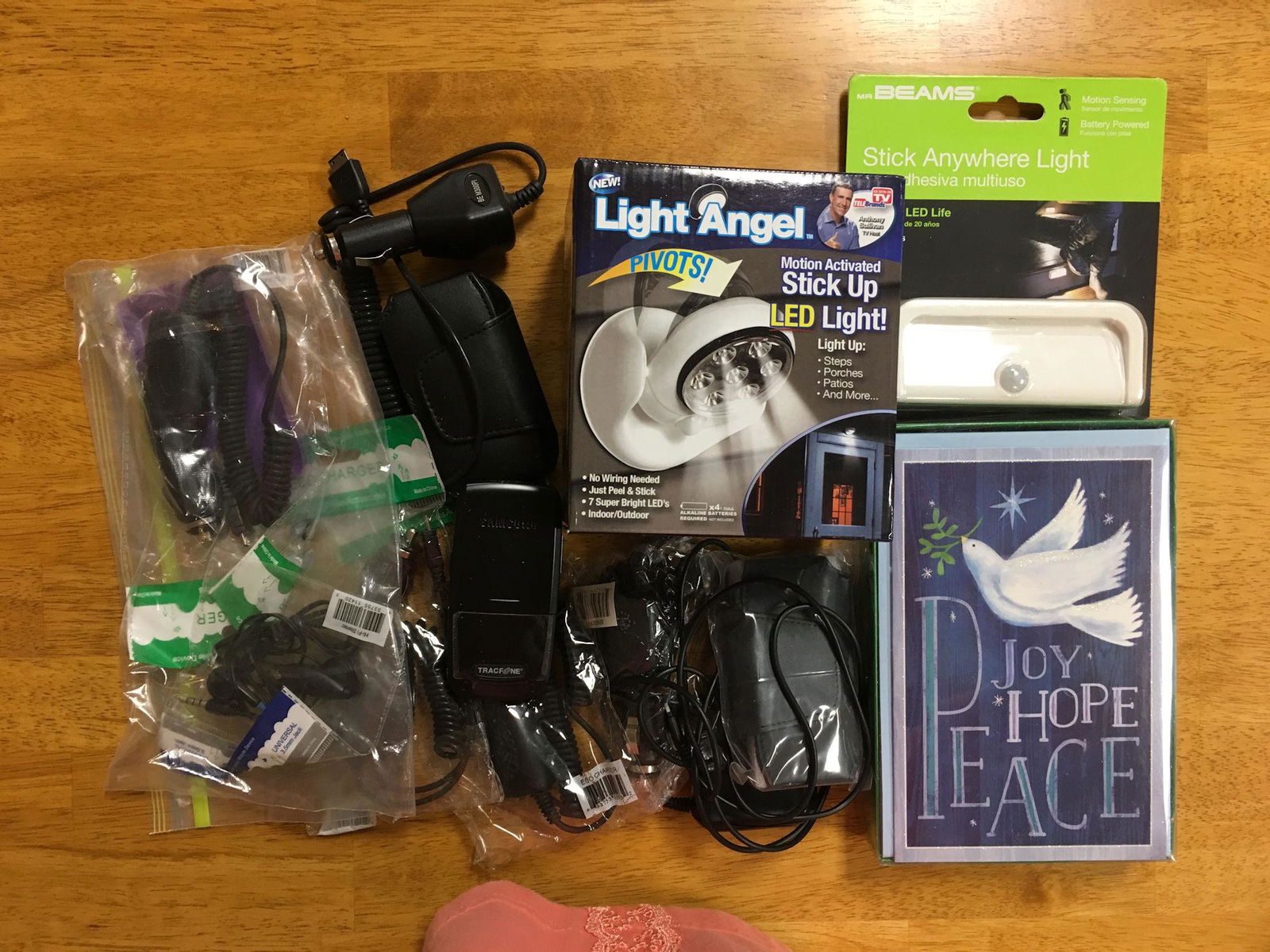 BOX LOT INCLUDING WHITE ANGEL (1 of 1)