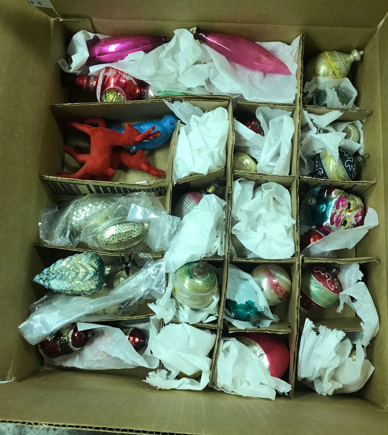 LOT OF MISC. ANTIQUE CHRISTMAS ORNAMENTS (1 of 1)