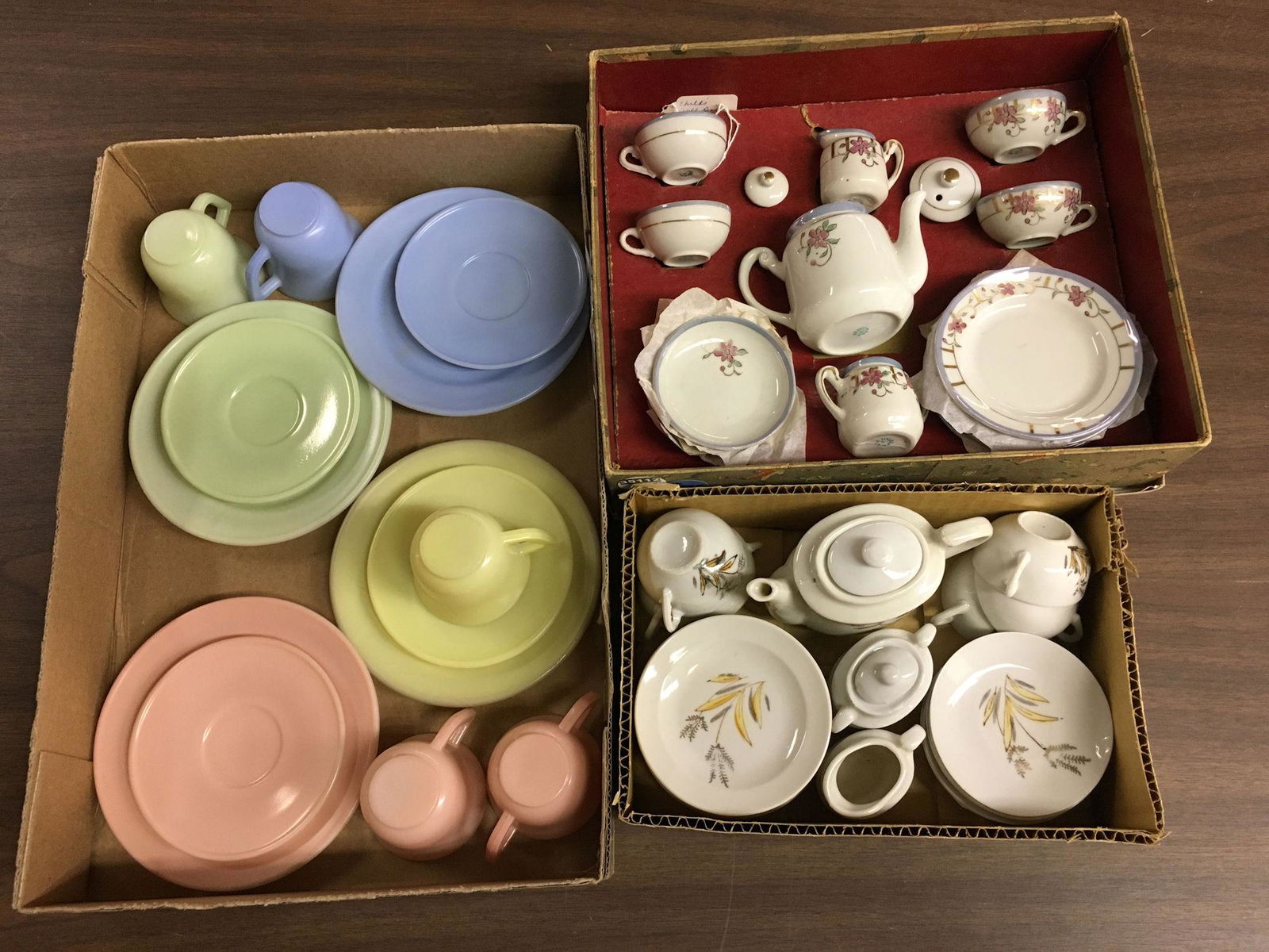3 LOTS CHILDRENâ€™S TEA SETS (1 of 2)