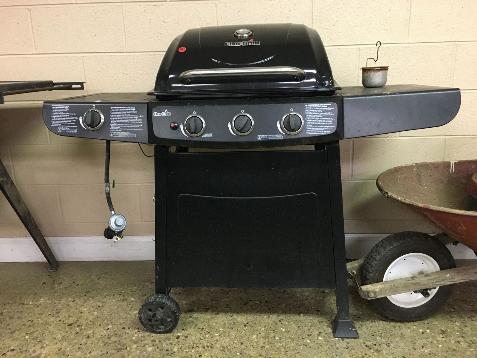 CHARBROIL GRILL (1 of 1)