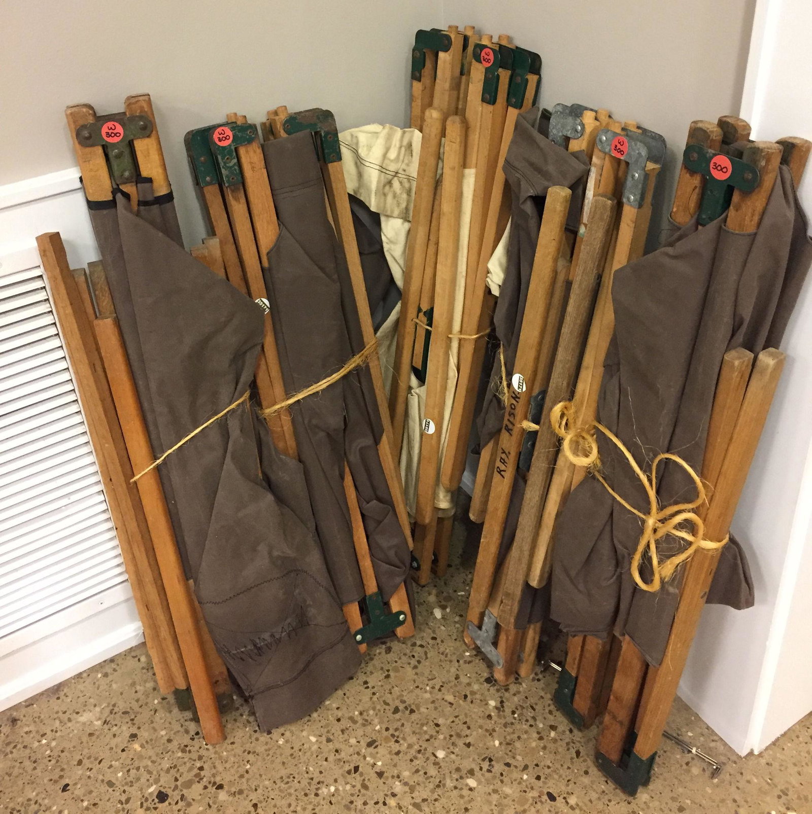 5 CANVAS AND WOOD ARMY COTS: 5 CANVAS AND WOOD ARMY COTS