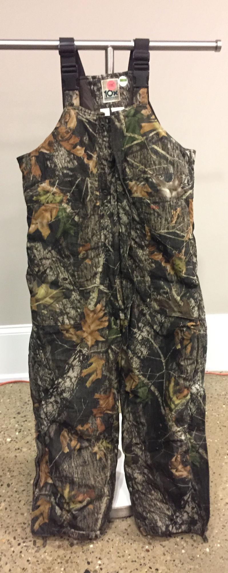 ONE SET AMERICAN TRADITION HUNTING BIBS SIZE 2X: ONE SET AMERICAN TRADITION HUNTING BIBS SIZE 2X