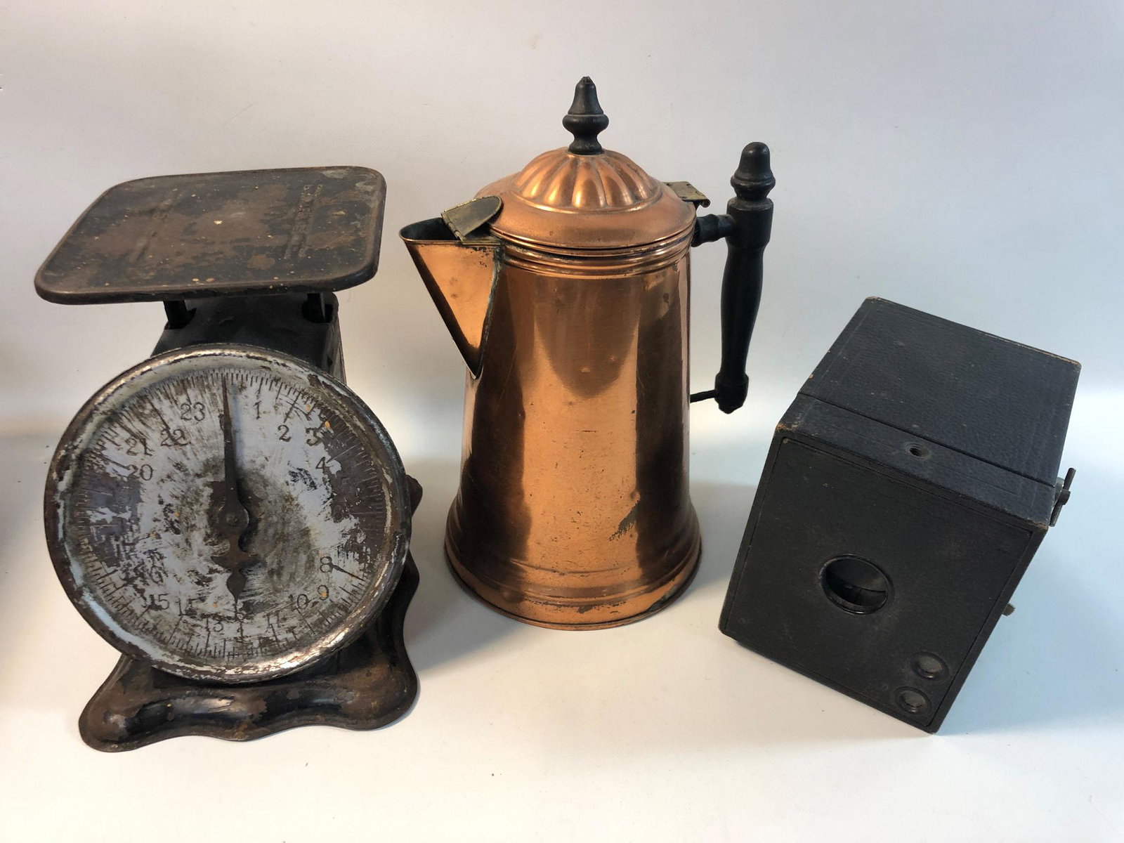 BOX LOT ASSORTED GOODS: BOX LOT ASSORTED GOODS ~ SMALL KITCHEN SCALE. COPPER COFFEE POT. VINTAGE BOX CAMERA.
