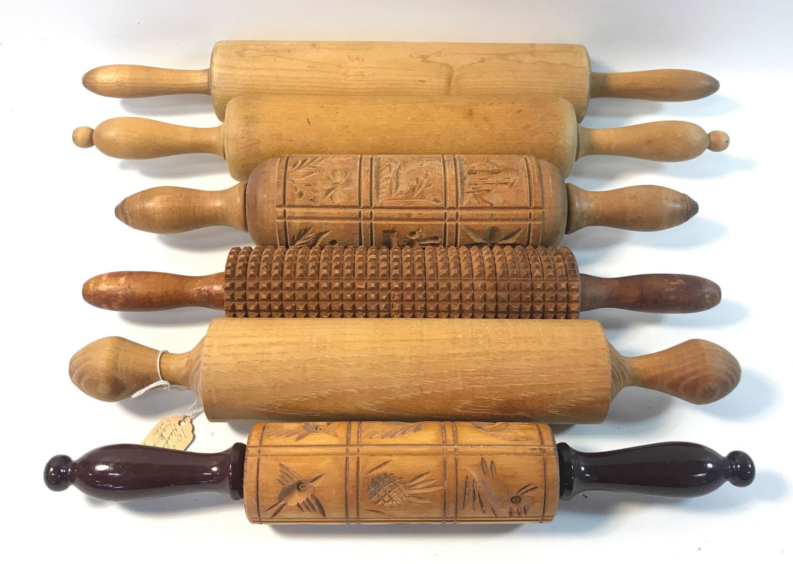 BOX LOT OF SIX WOODEN ROLLING PINS: BOX LOT OF SIX WOODEN ROLLING PINS