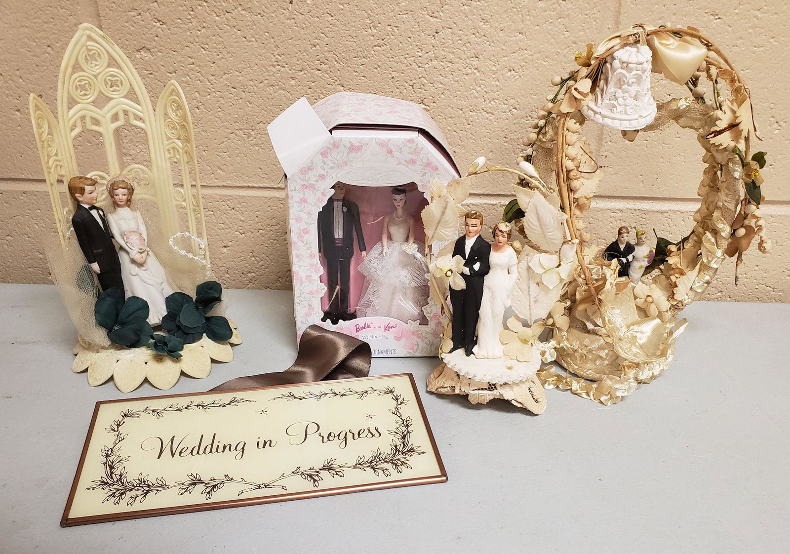 BOX LOT WEDDING CAKE TOPPERS AND BARBIE & KEN WEDDING: BOX LOT WEDDING CAKE TOPPERS AND BARBIE & KEN WEDDING DAY ORNAMENT