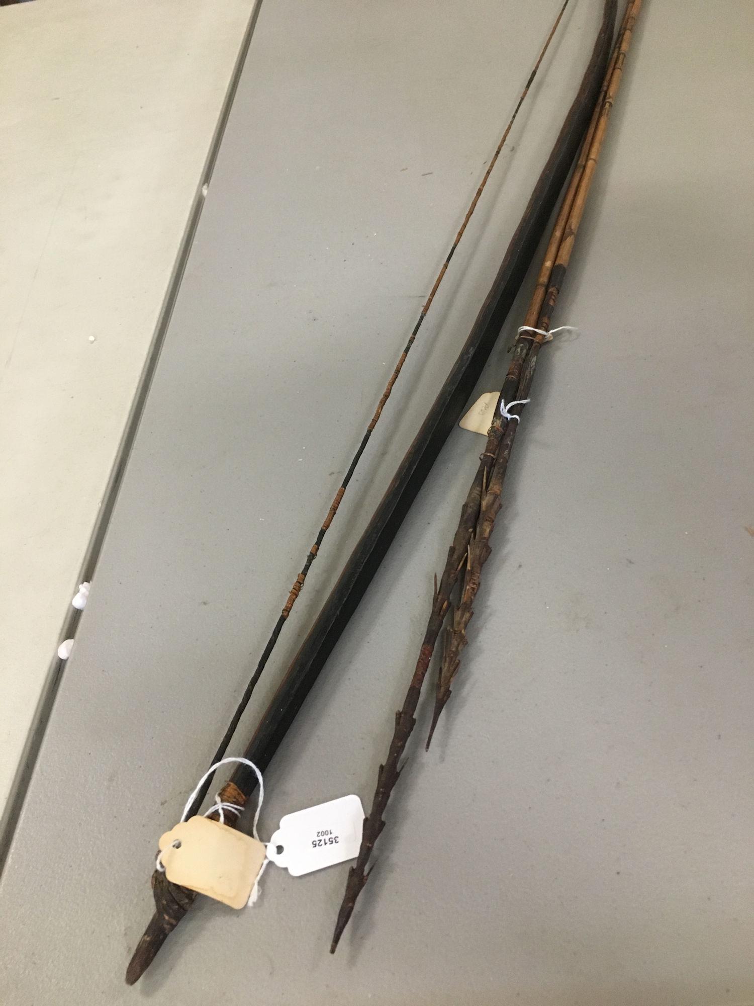 NATIVE BOW AND ARROWS: NATIVE BOW AND ARROWS