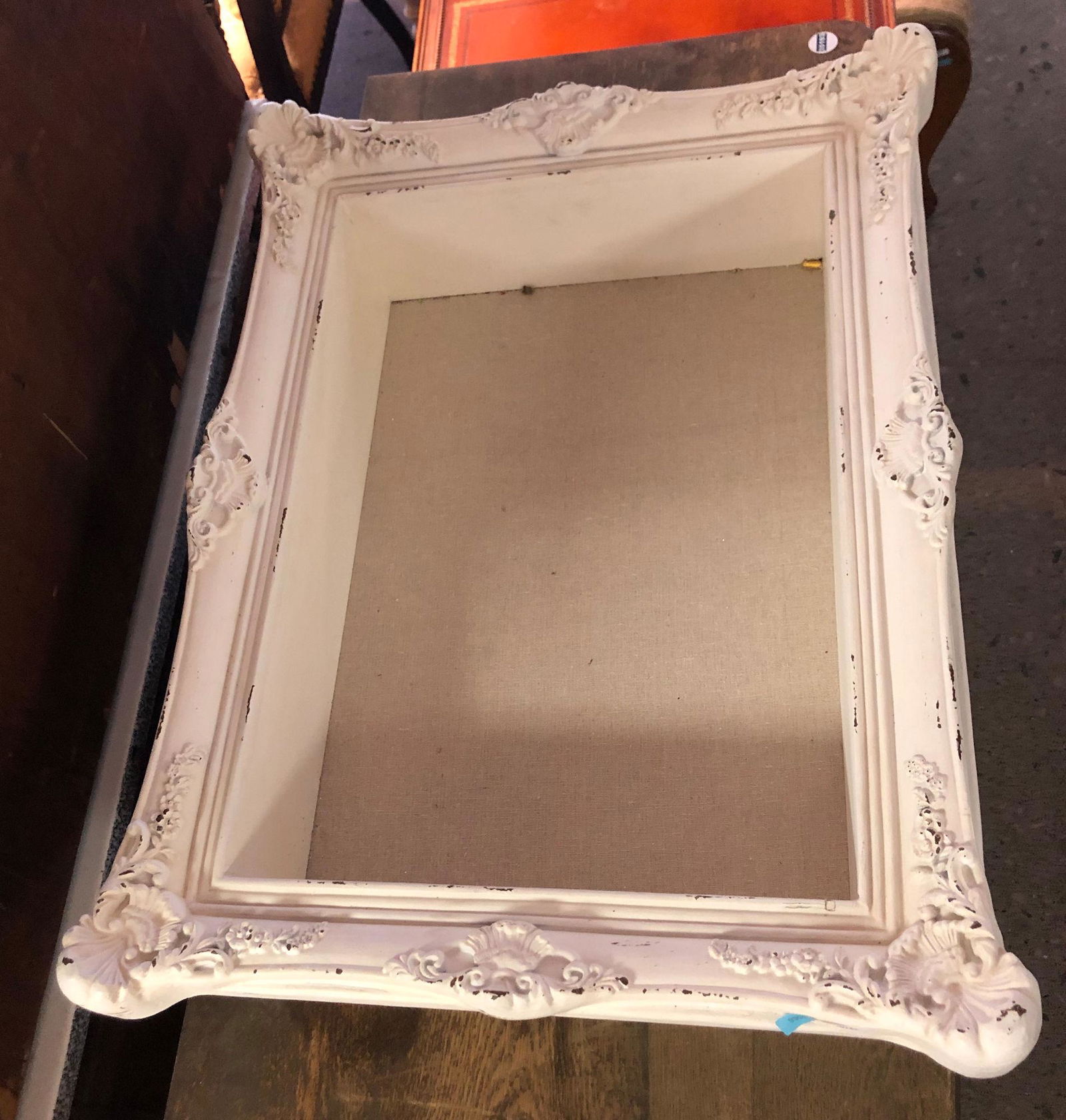 WALL HANGING DISPLAY BOX PAINTED WHITE (1 of 2)