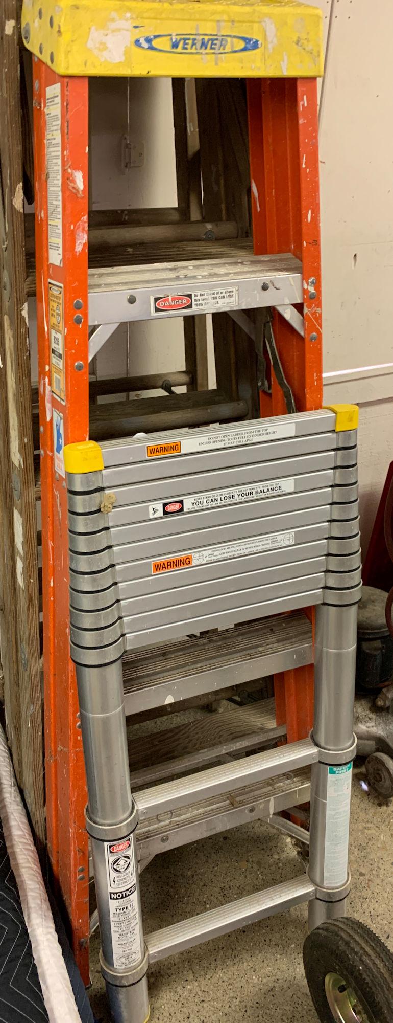 2 METAL STEP LADDERS (1 of 3)