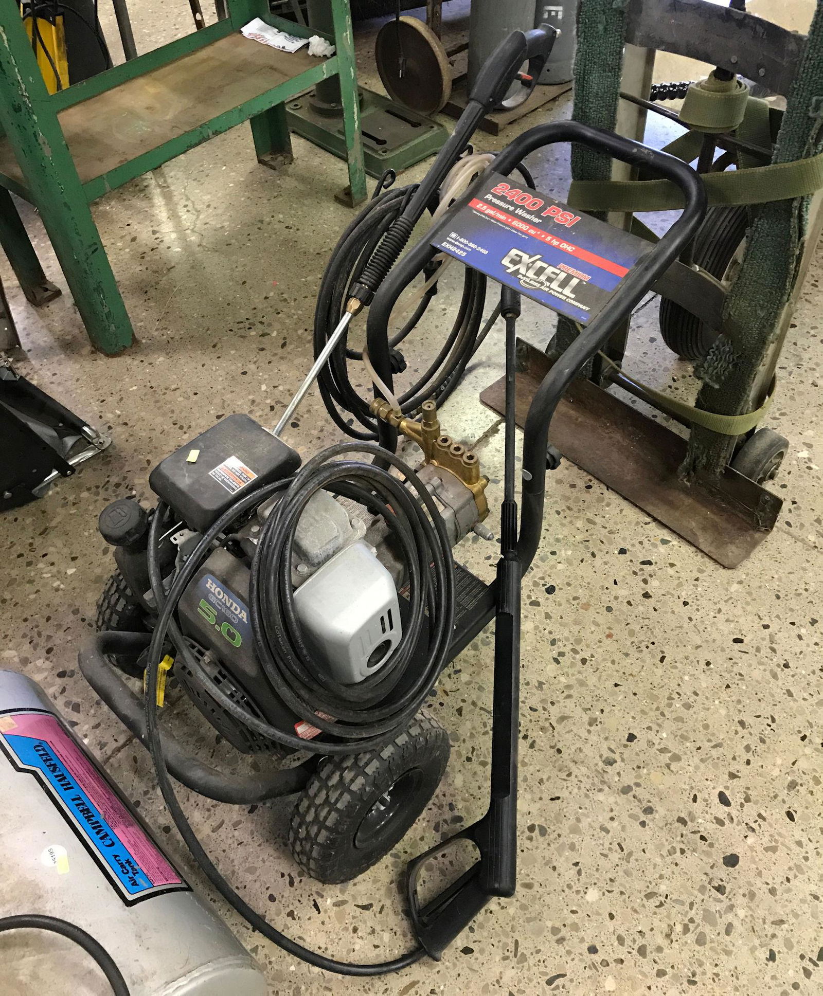 2400 PSI POWER WASHER (1 of 1)