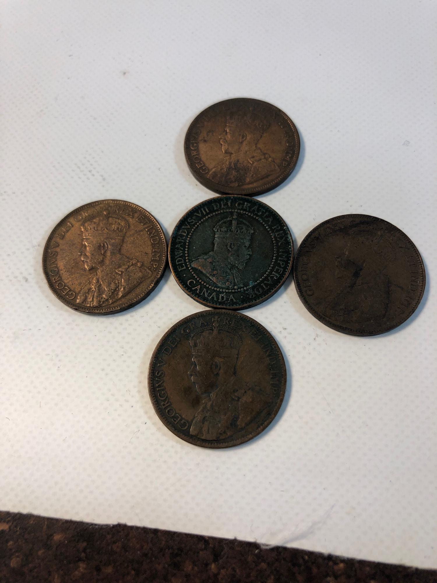 LOT OF LARGE ANTIQUE CANADIAN CENTS (1 of 10)