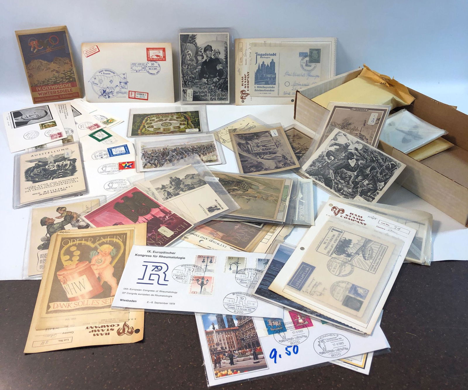 LOT OF ASSORTED GERMAN POSTCARDS (1 of 18)