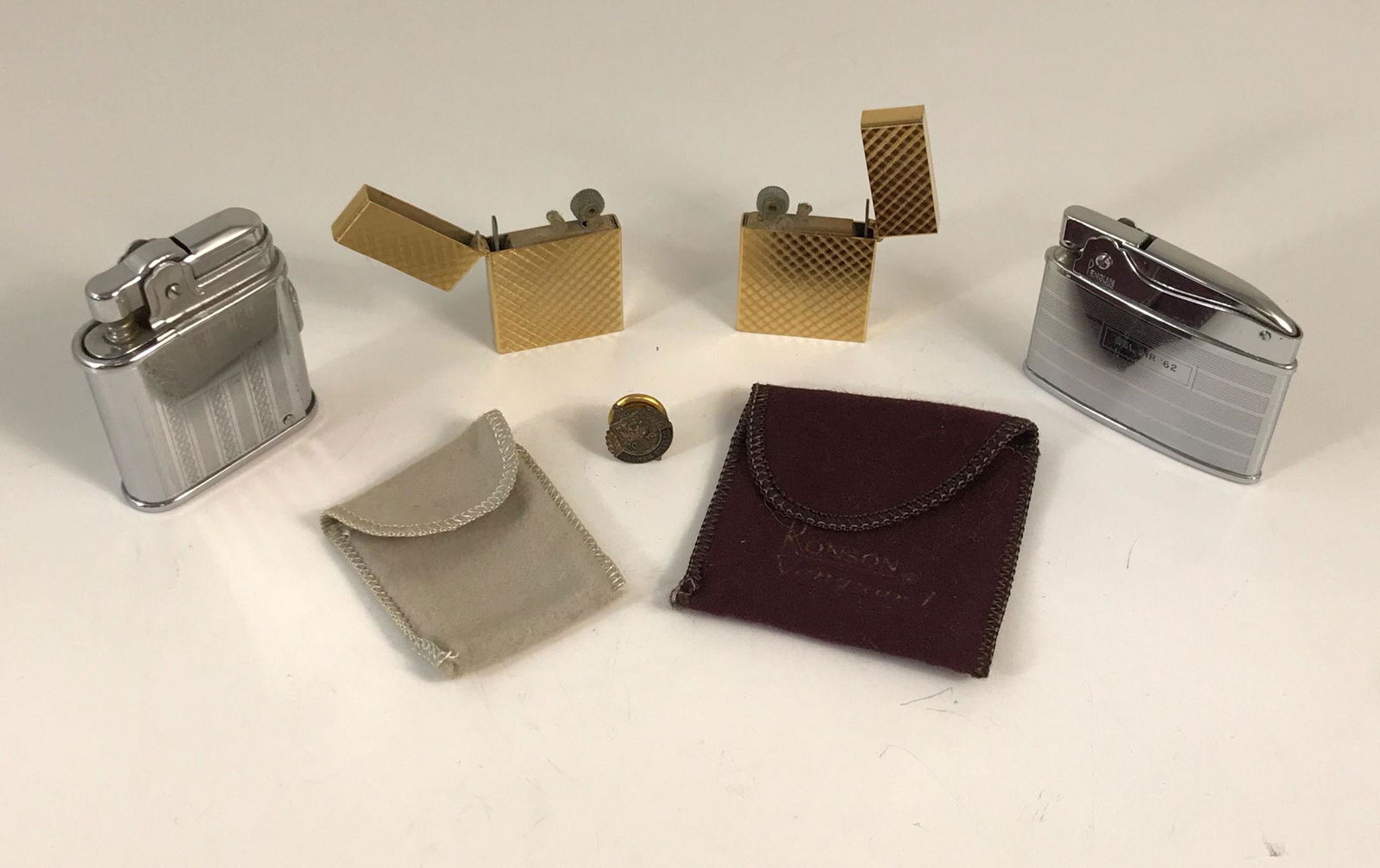 LOT OF FOUR LIGHTERS (1 of 7)