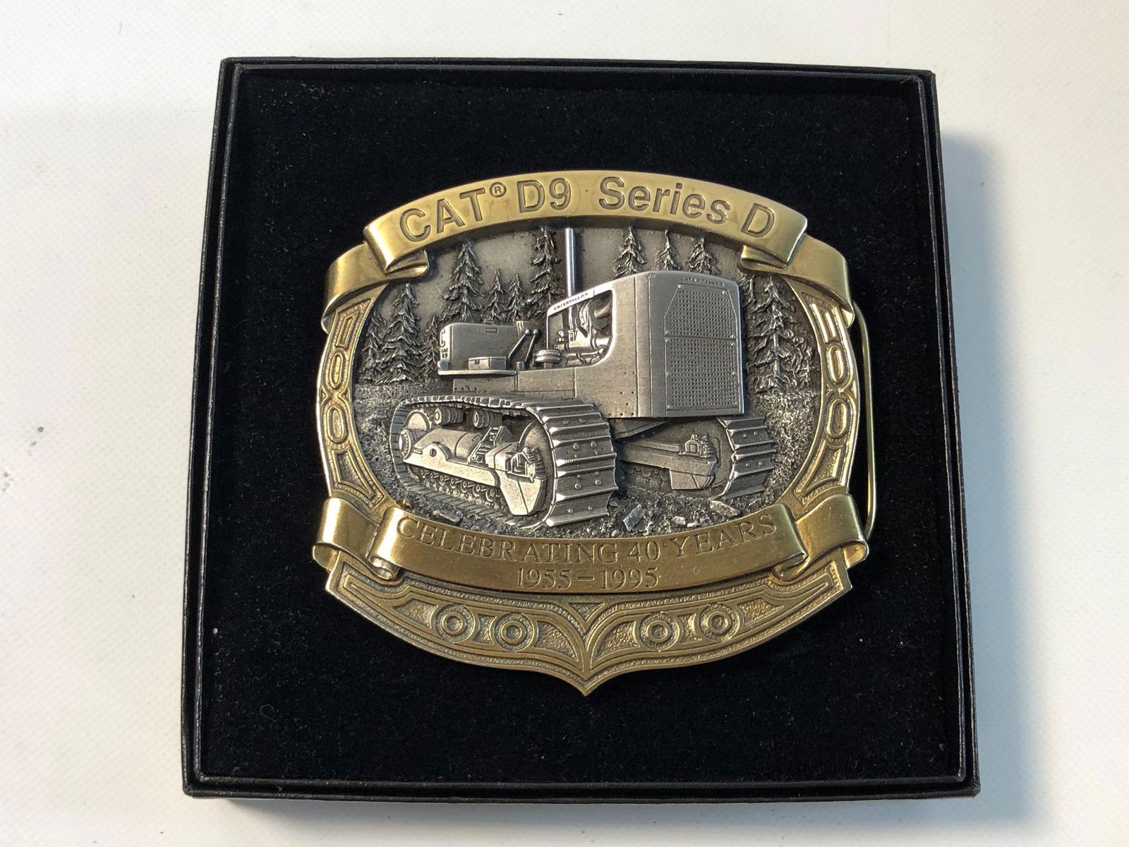 CAT TRACTOR ANNIVERSARY BELT BUCKLE (1 of 8)