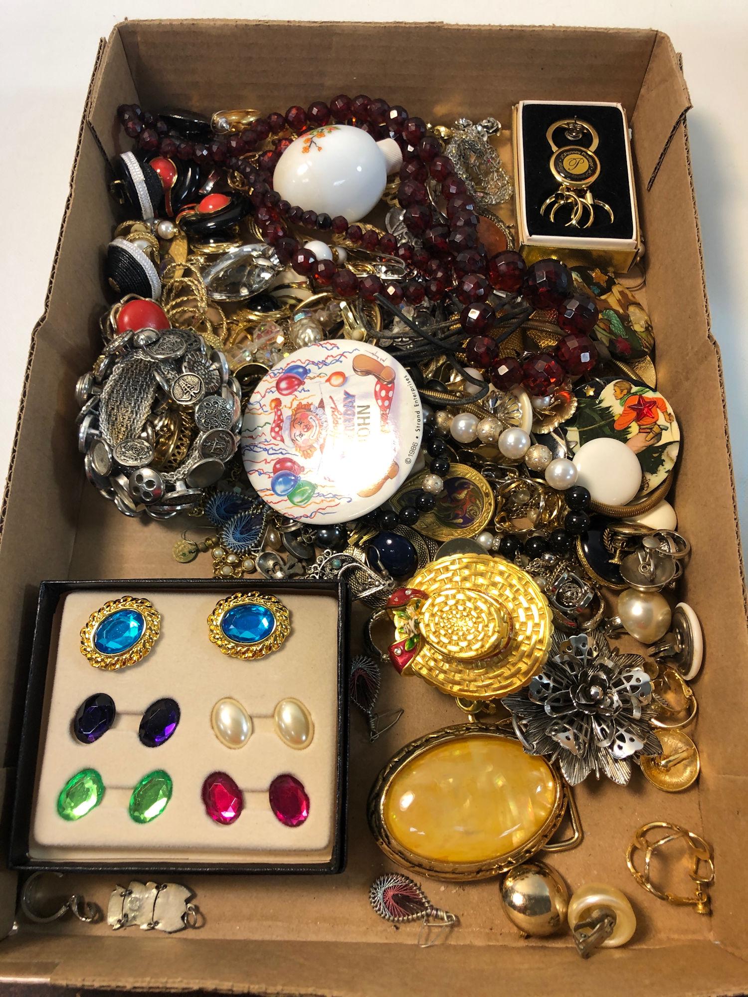 BOX LOT ASSORTED FASHION AND COSTUME JEWELRY AND (1 of 8)