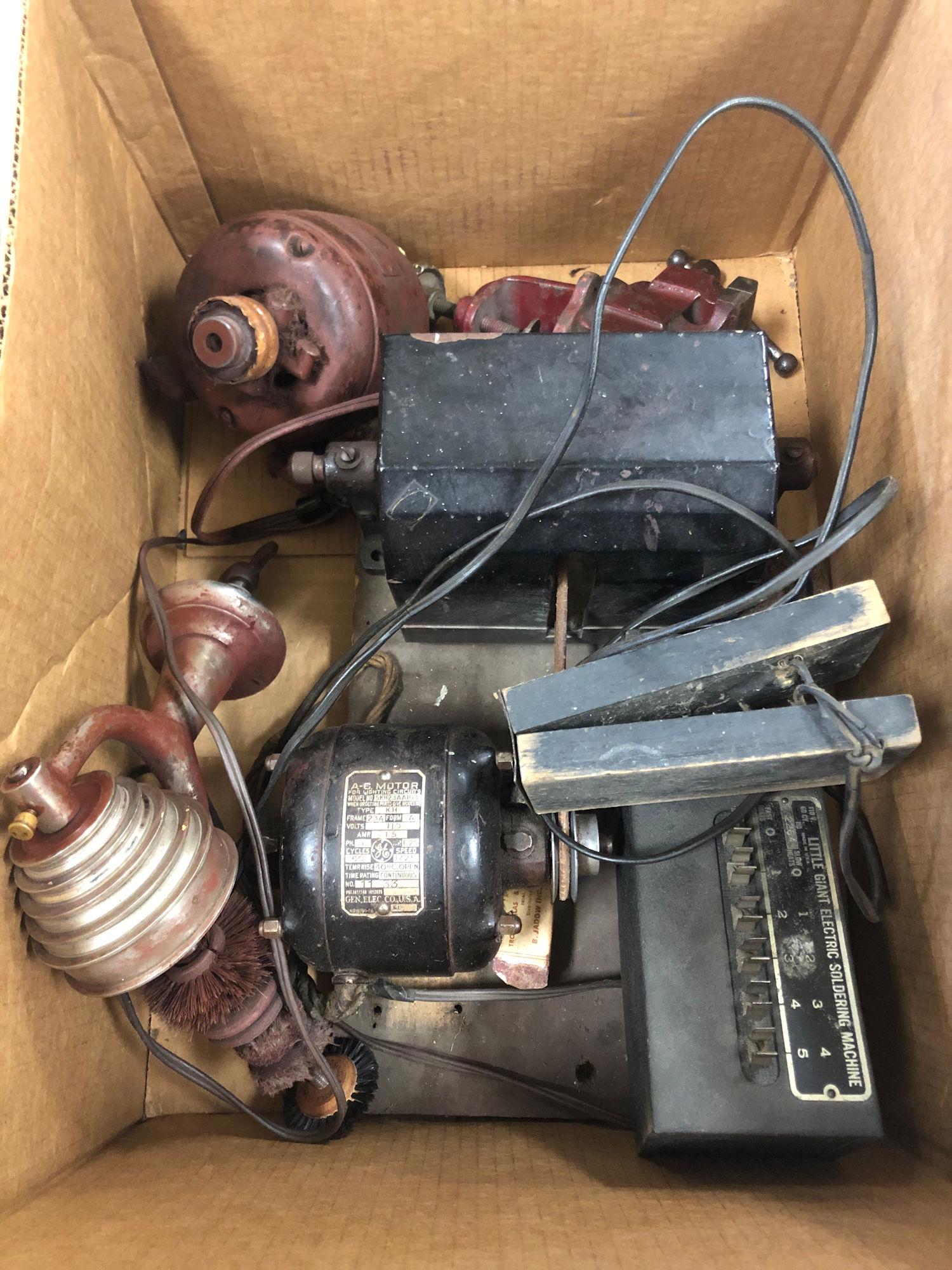 BOX LOT OF WATCH MAKERS BUFFERS AND VISE: BOX LOT OF WATCH MAKERS BUFFERS AND VISE