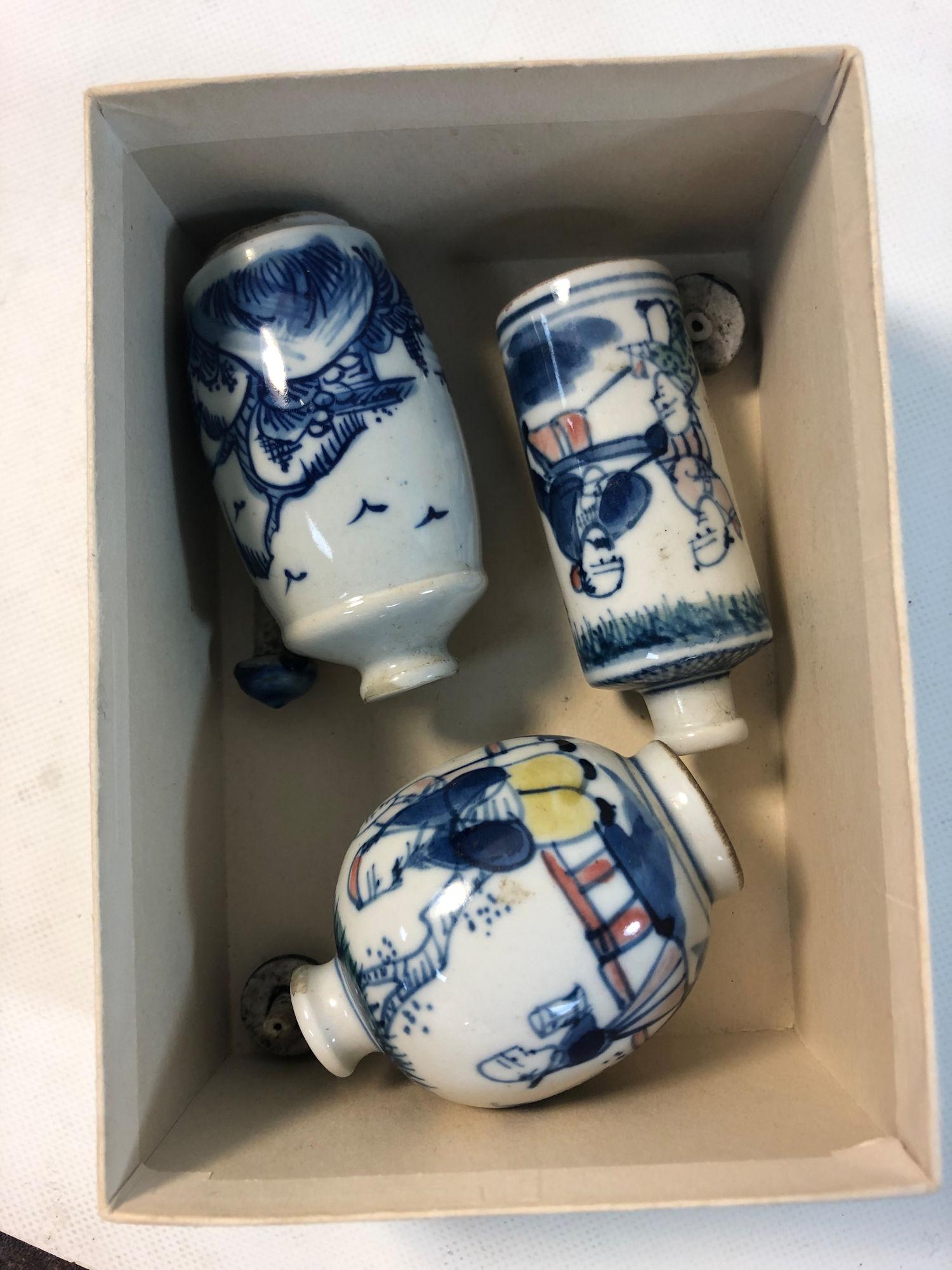 THREE ASIAN SNUFF BOTTLES/PERFUME DAUBERS (1 of 5)