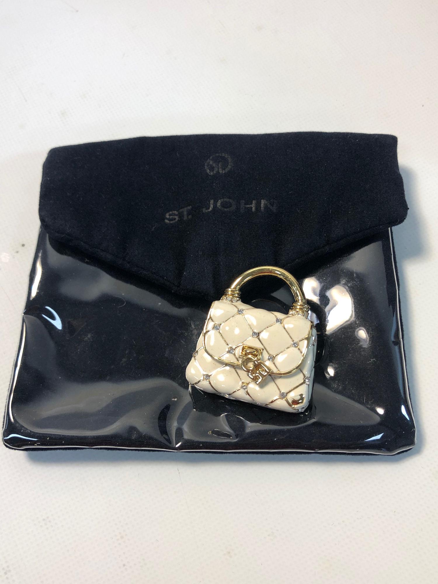 ST. JOHN DESIGNER BRAND ACCESSORY IN POUCH (1 of 5)