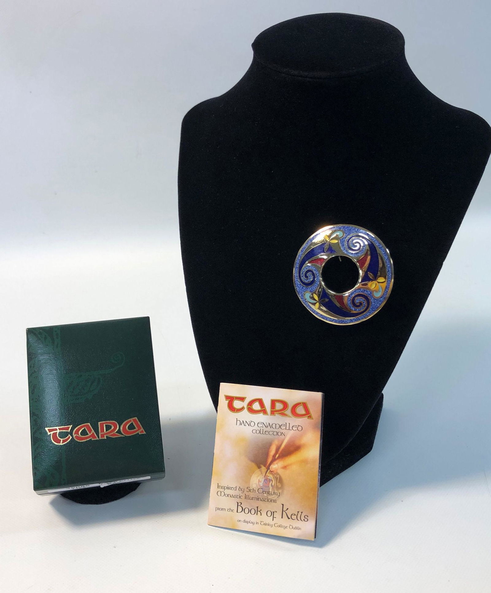 HAND ENAMELED PIN FROM TARA (1 of 6)