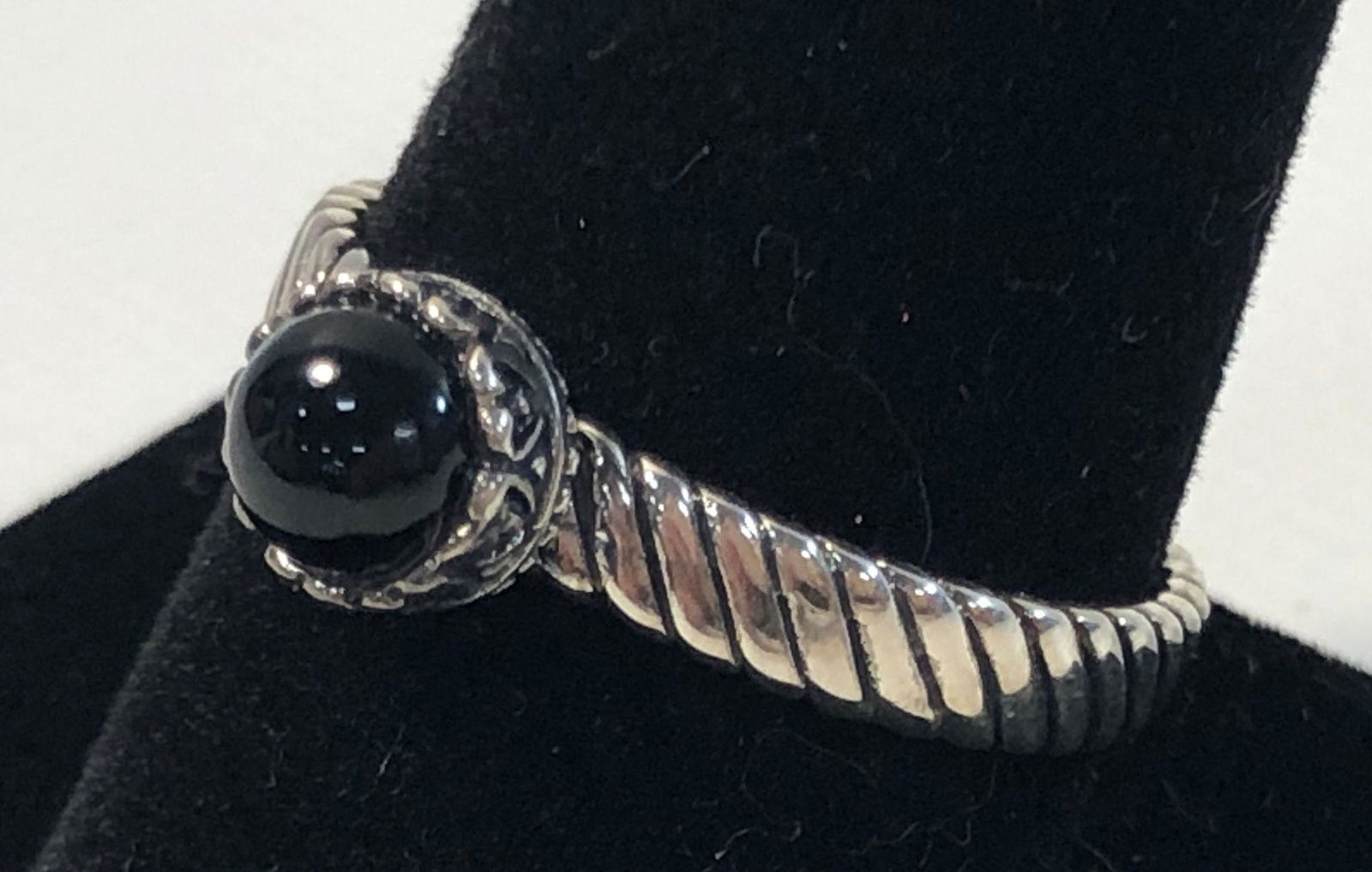 STERLING SILVER FASHION RING (1 of 5)