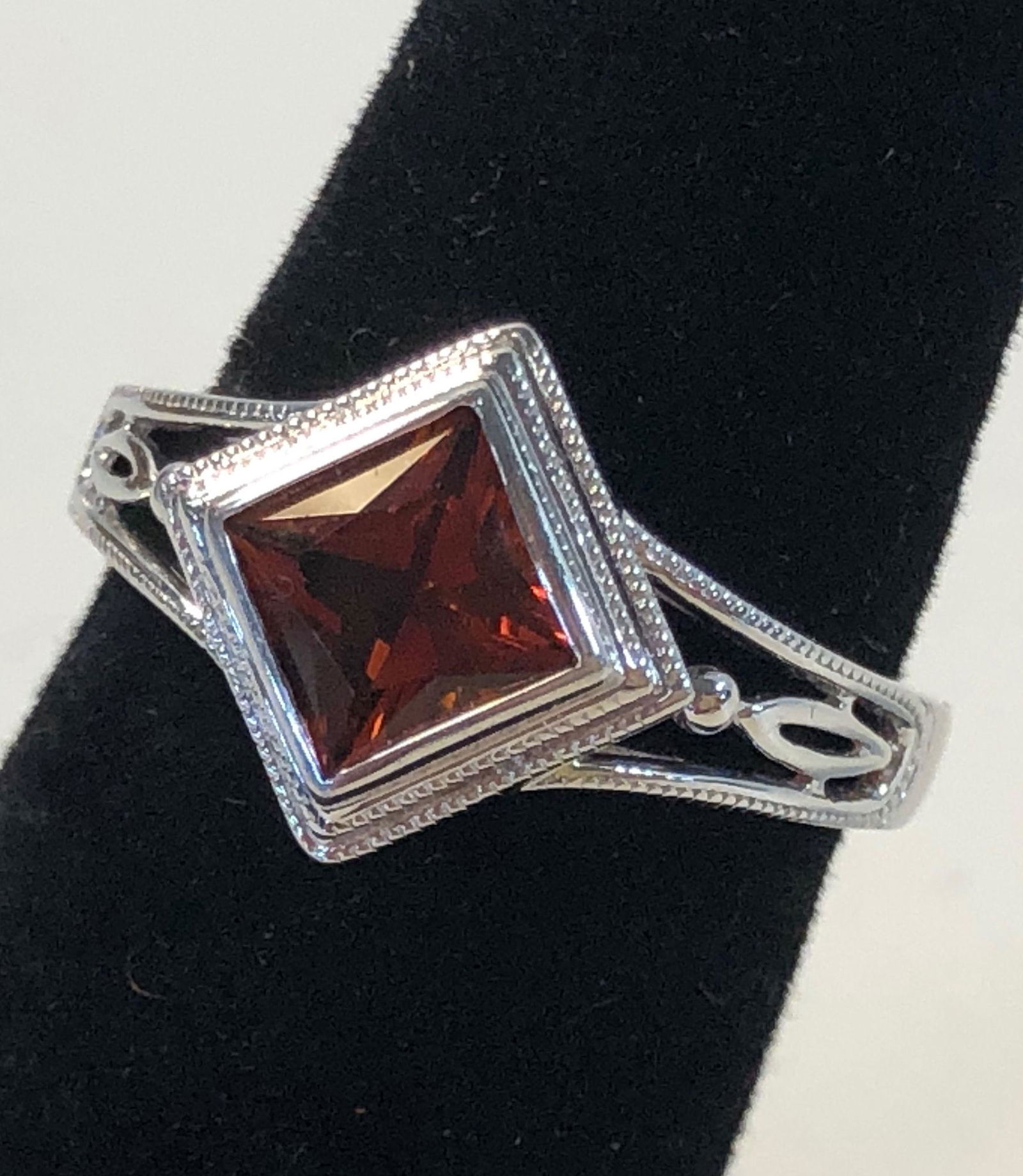 SILVER AND GEMSTONE COCKTAIL RING (1 of 5)