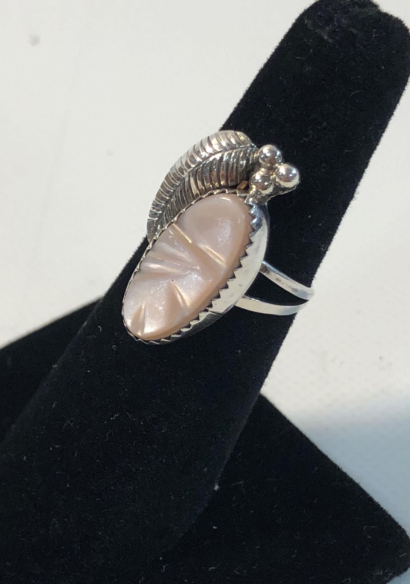 STERLING SILVER SOUTHWESTERN STYLE RING (1 of 8)